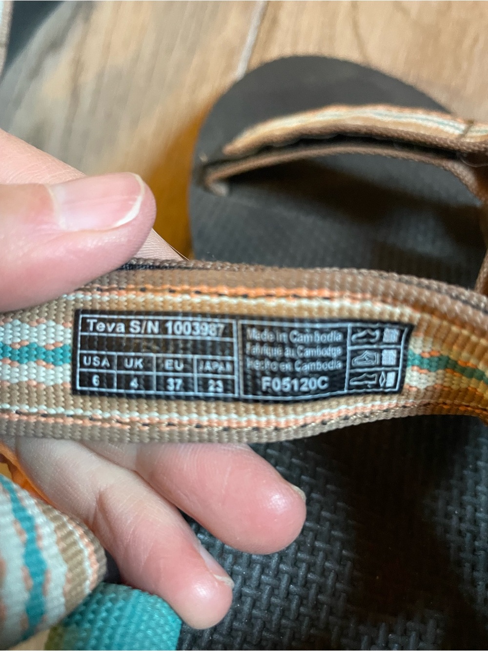 Tevas - Picture 3 of 3